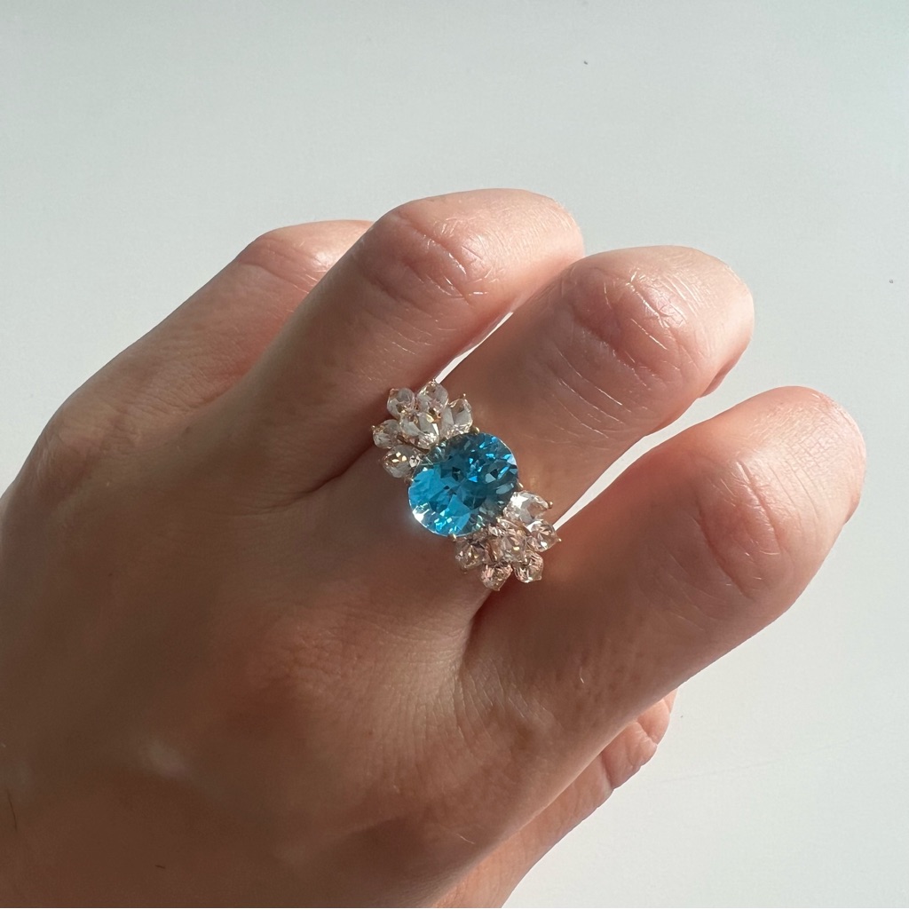 New 10k Gold Elegant Aqua Marine Blue Floral Ring